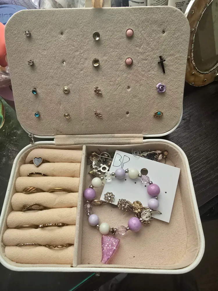 Jewelry Box #freecycle thumbnail