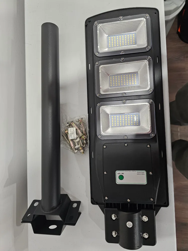 New Solar Powered LED Street Light image indicator(2)