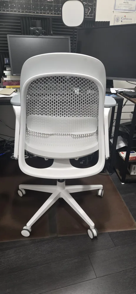 Haworth Breck Office Chair - White Mesh - NEW image indicator(3)