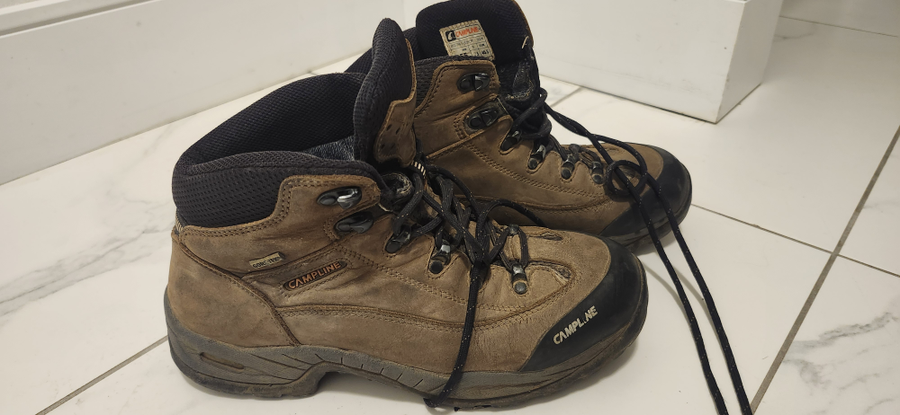 Campline Hiking Boots - Size US 7.5 - photo 4