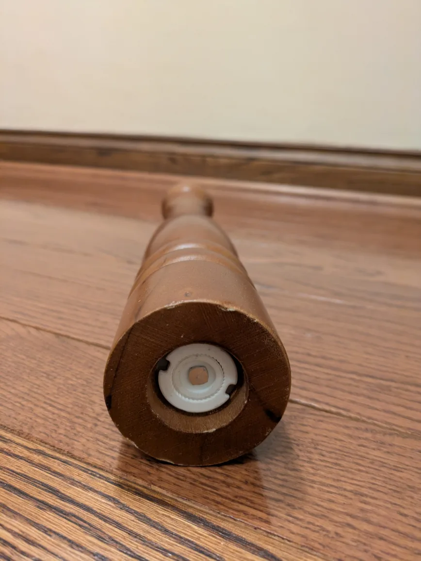🏈Tall Wooden Pepper Mill image indicator(2)