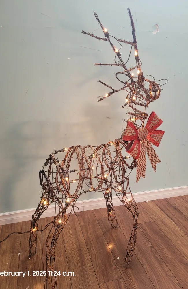 Lighted Wire Reindeer Christmas Decoration image indicator(3)