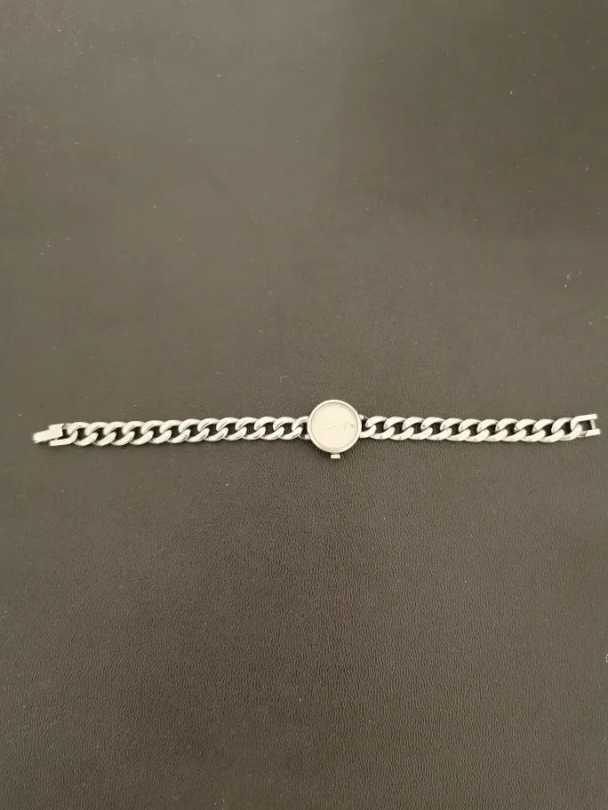 Vintage Timex Women's Watch with Chain Bracelet image indicator(5)