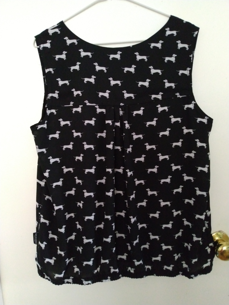 Dachshund Print Sleeveless Blouse - photo 2