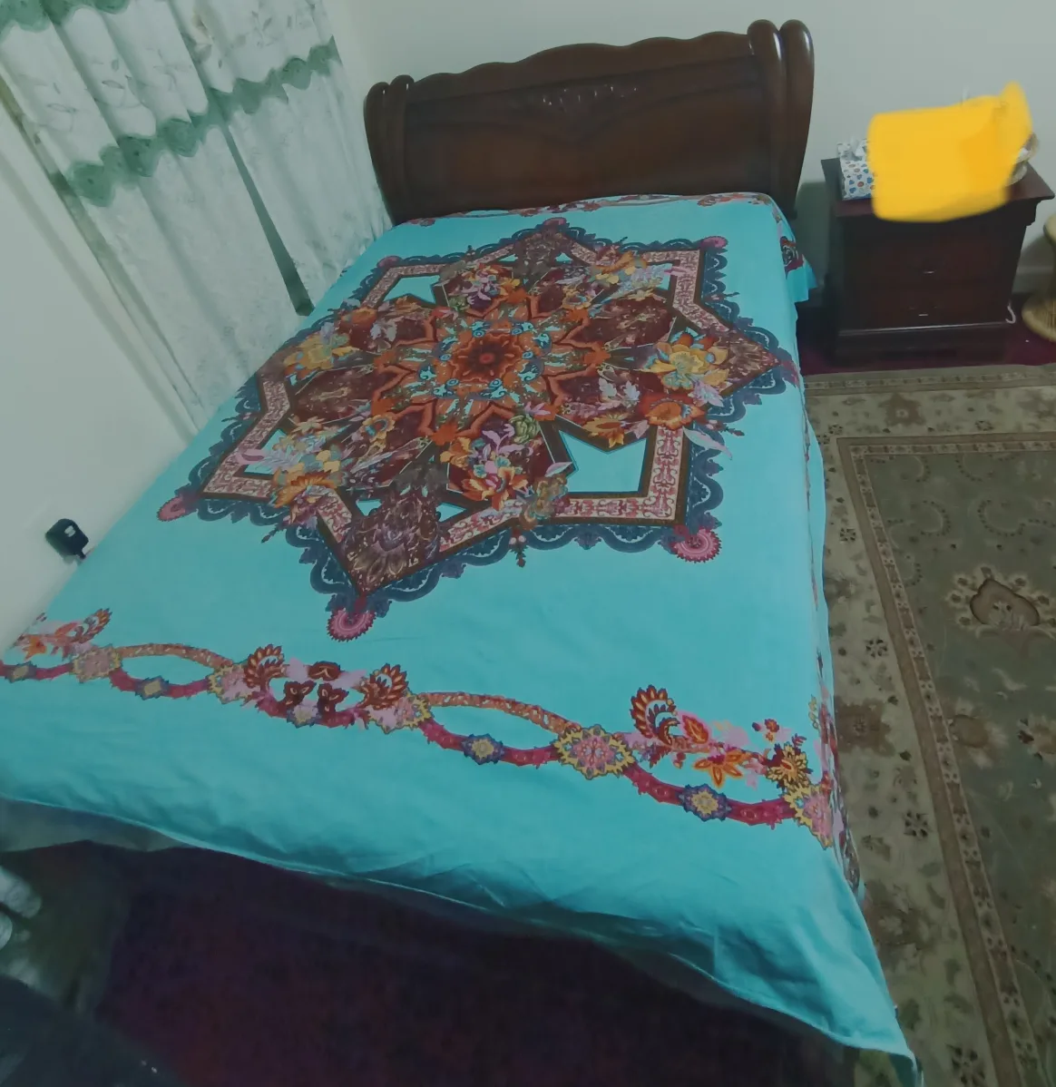 Full Size Wooden Bed Frame , nightstand & mattress 🏈 image indicator(2)