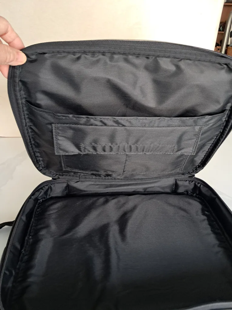 🏈Black Laptop Messenger Bag image indicator(5)