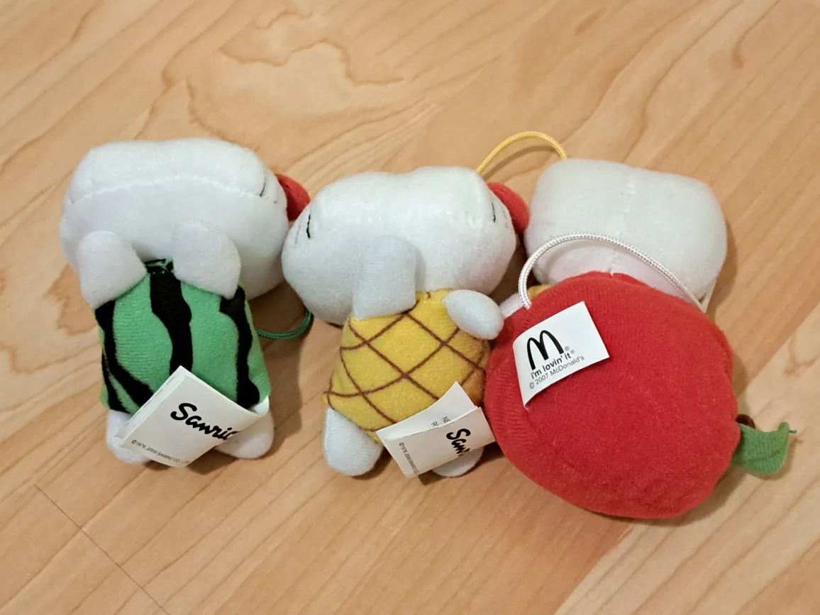 Three Hello Kitty McDonald's Plush Toys image indicator(4)