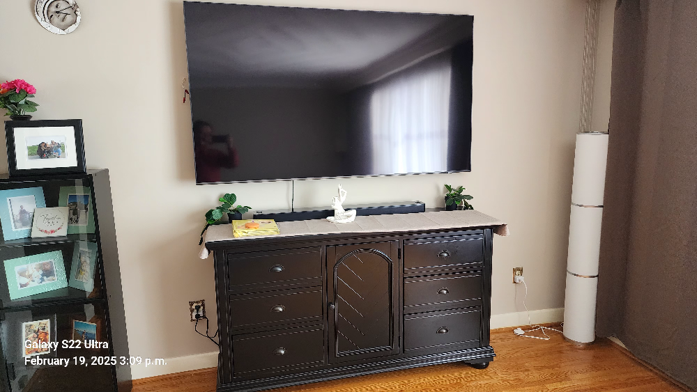 Large Flat Screen TV - photo 2