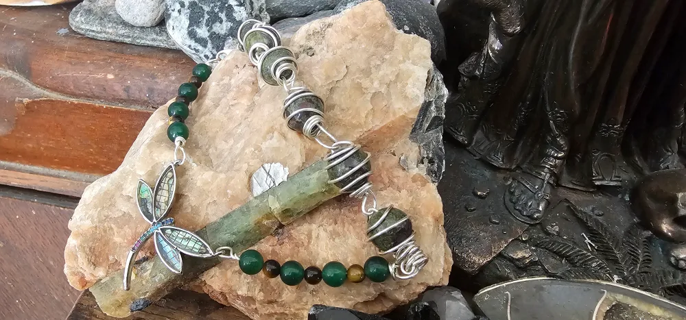 Unique Dragonfly Beaded Anklet image indicator(2)