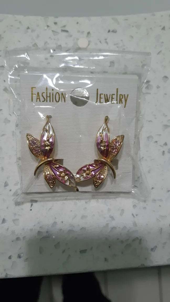 Assorted Fashion Earrings - Hoops & Dangle image indicator(5)