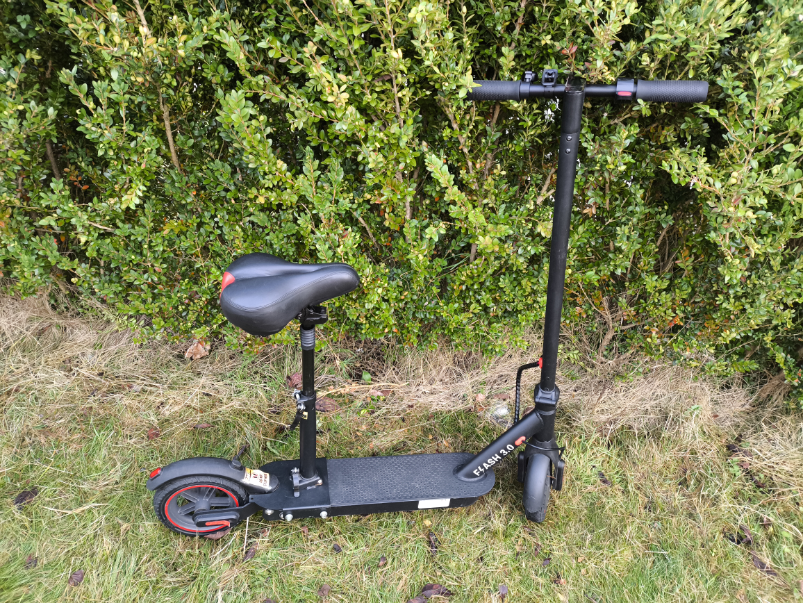 Gyrocooters Flash 3.0 Electric Scooter - Pitch Black - photo 4
