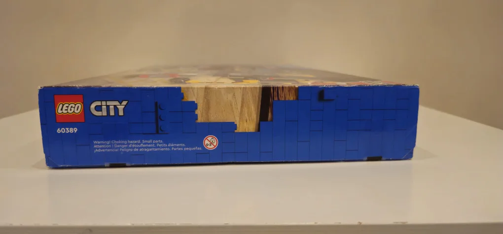 LEGO City Custom Car Garage 60389 image indicator(5)