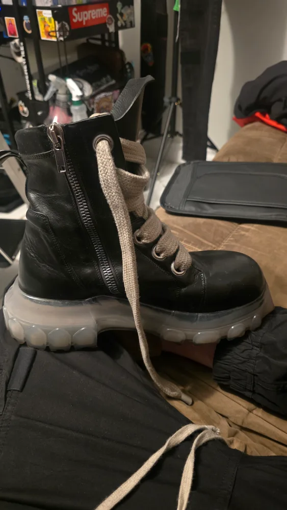 Rick Owens Tractor Sole Bozo Boots sz43 eqv image indicator(3)