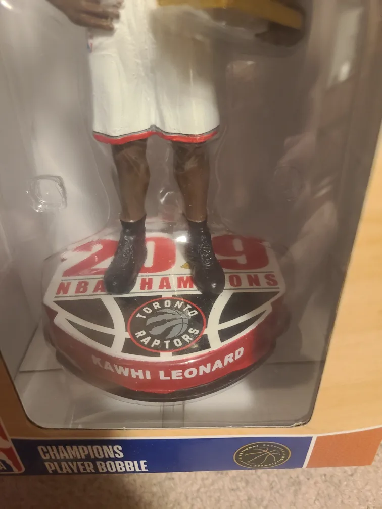 Kawhi Leonard 2019 NBA Champions Player Bobblehead image indicator(4)