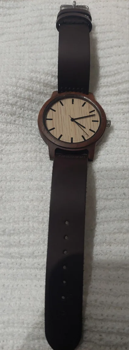 Walnut Wood Watch image indicator(3)