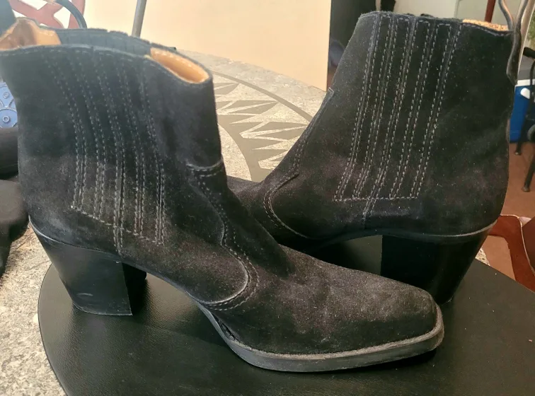 Women Black Suede Western Ankle Boots image indicator(2)