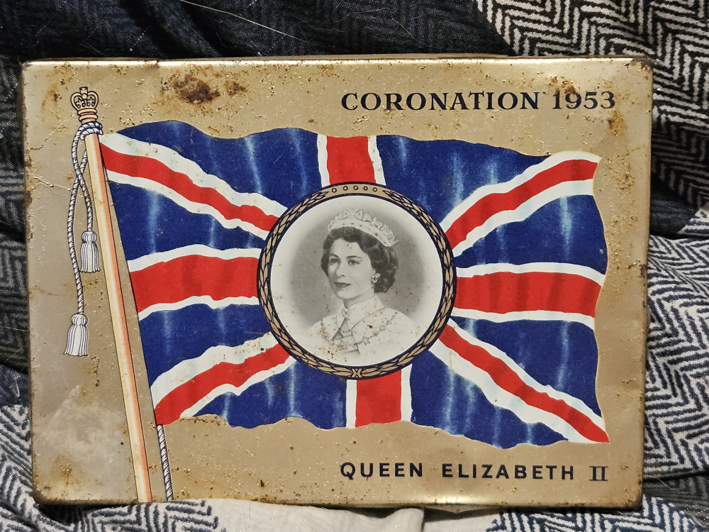 Vintage Macdonald's Coronation 1953 Cigarette Tin
