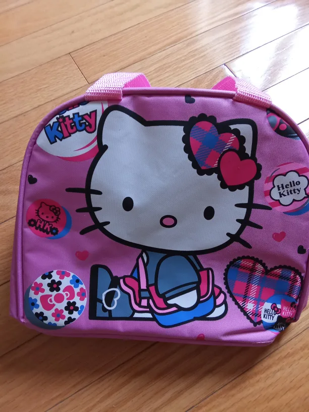 NEW Hello Kitty Lunch Bag image indicator(4)