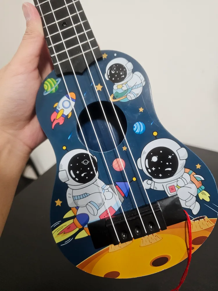 Kids Ukulele Space Design image indicator(2)