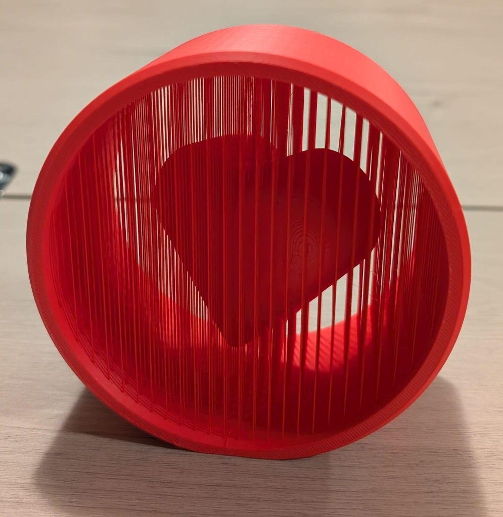 3D Printed Red Heart Figurine - photo 2