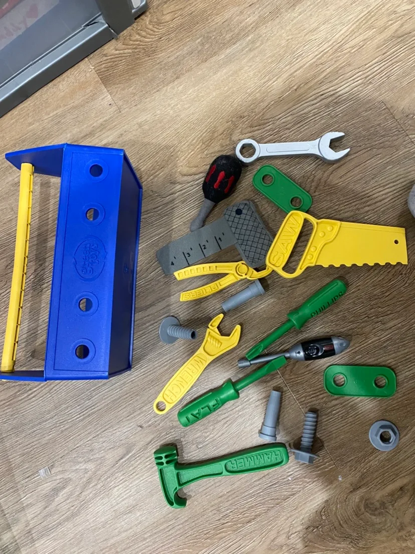 Green Toys Take-Along Tool Set image indicator(2)