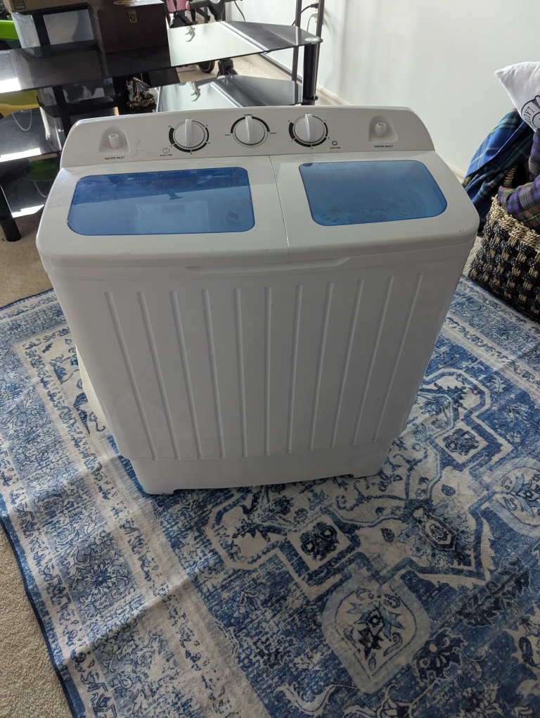 Compact Twin Tub Washer and Spin Dryer