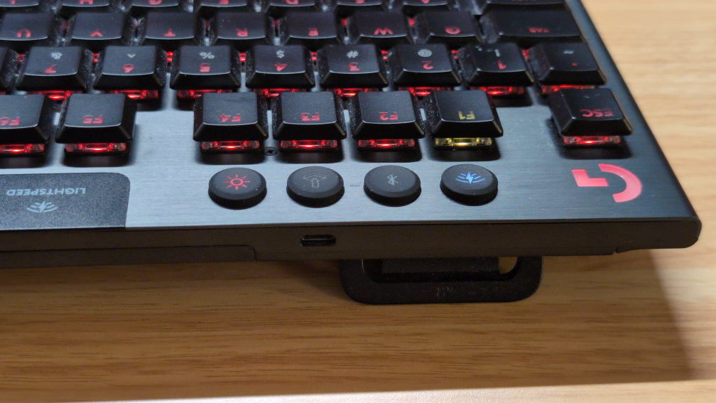 Logitech G915 Lightspeed Mechanical Gaming Keyboard - photo 2