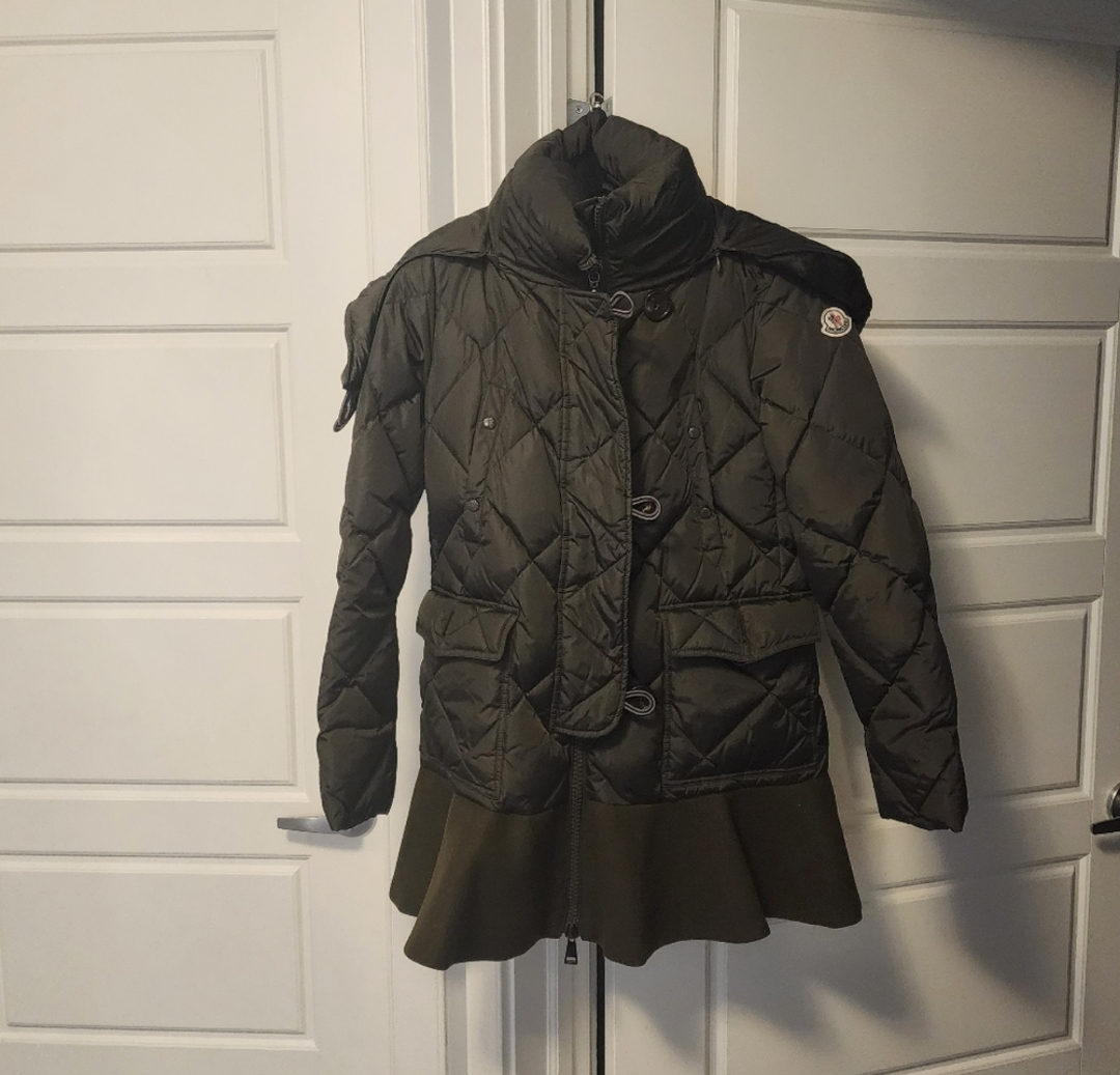 Moncler Olive Green Quilted Down Jacket Size 0