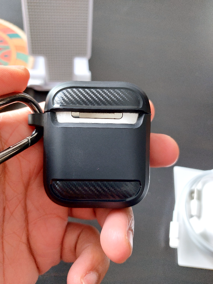 Apple AirPods 2nd Gen - photo 2