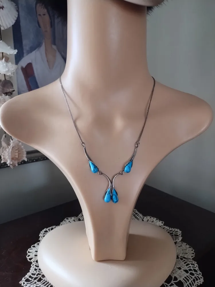 Vintage Necklace made in Poland Turquoise and sterling silver image indicator(4)