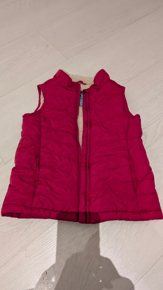 Girls' Red Puffer Vest - Size 4T# Freecycle thumbnail