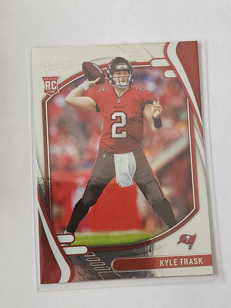 Panini Donruss Rated Rookie Kyle Trask #257 Football Cards 🏈 - photo 3