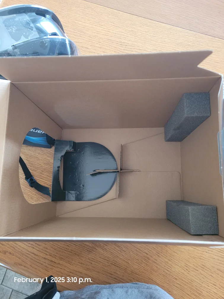 Bauer Profile L/G Hockey Helmet with Cage image indicator(8)