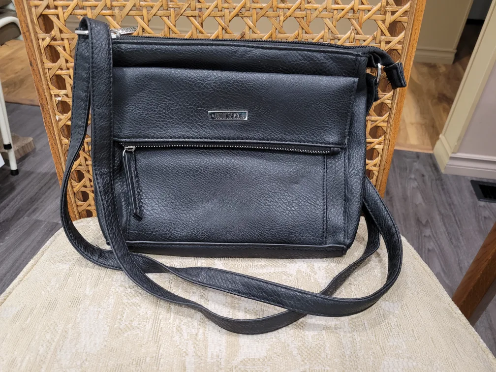 Roots Crossbody Bag/Purse thumbnail