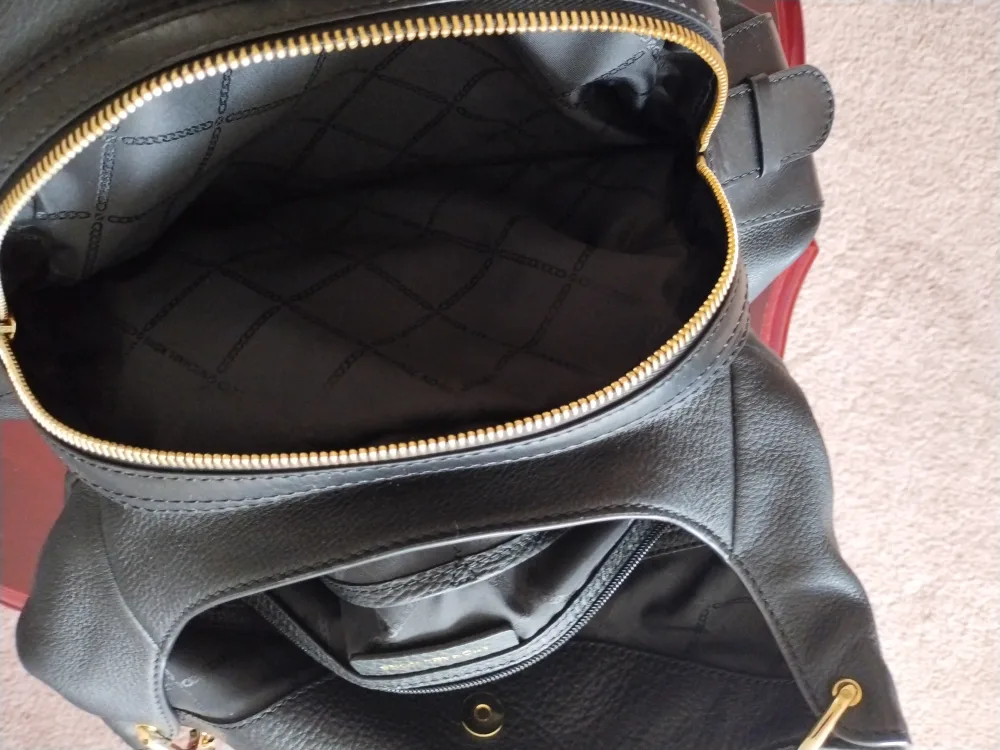 Authentic Michael Kors Black Leather Hobo Bag image indicator(3)