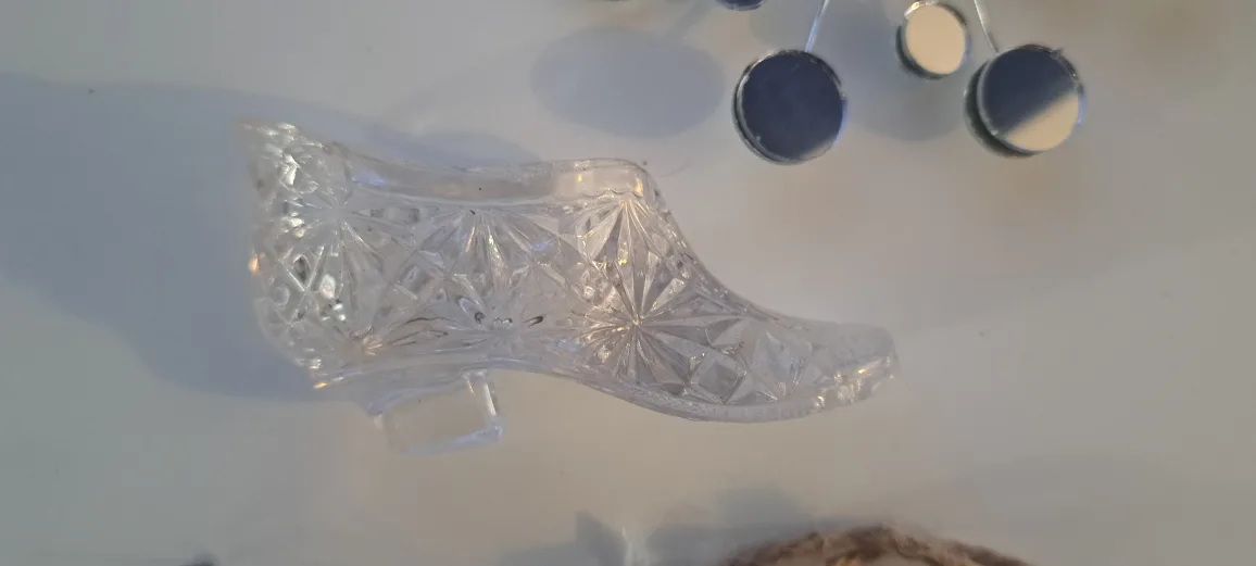 Lot of Assorted Christmas Ornaments & Shoe Decoration image indicator(3)