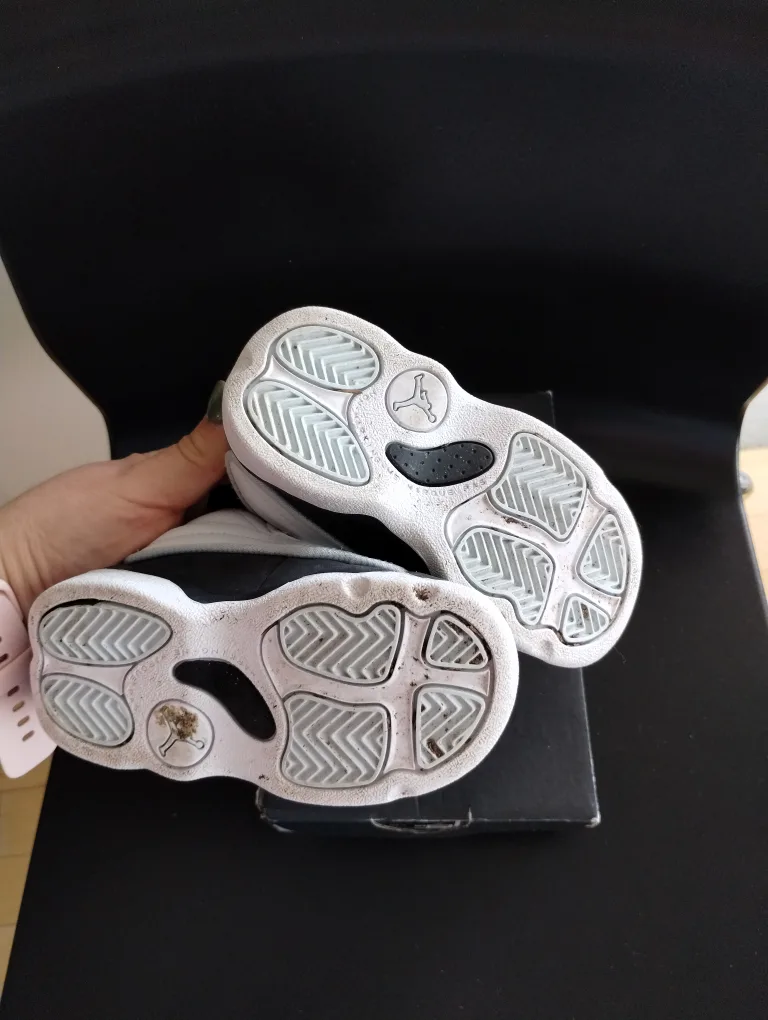 Jordan Baby Shoes Size 6C image indicator(3)