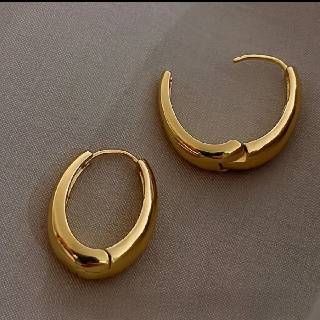 Gold Oval Hoop Earrings - photo 3