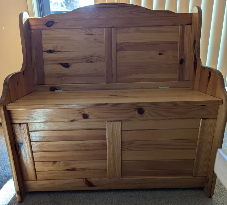 Wooden Storage Bench thumbnail