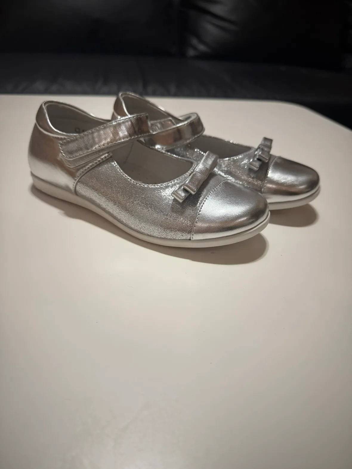 Silver Girls’ Mary Jane’s image indicator(2)