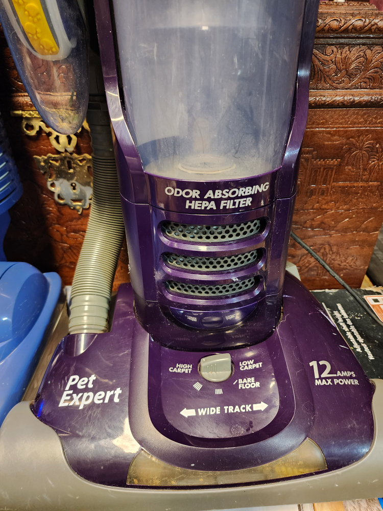 Eureka Pet Expert Upright Vacuum Cleaner - photo 4