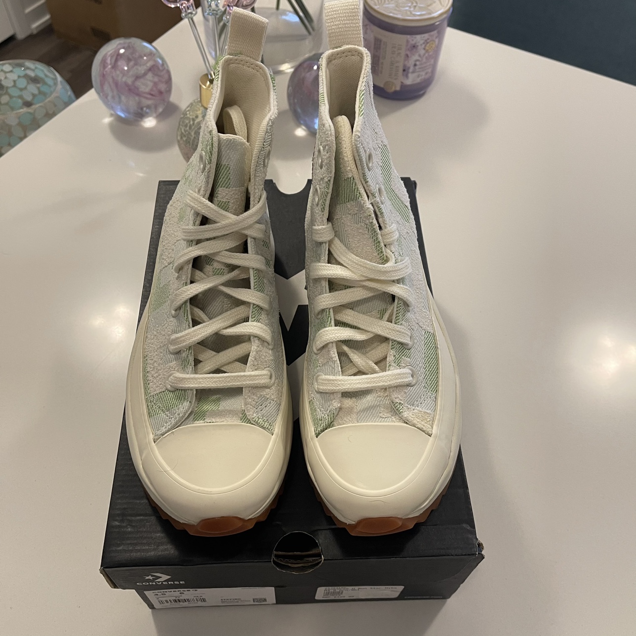Converse High Top Sneakers - Women's Size 6.5 - photo 4