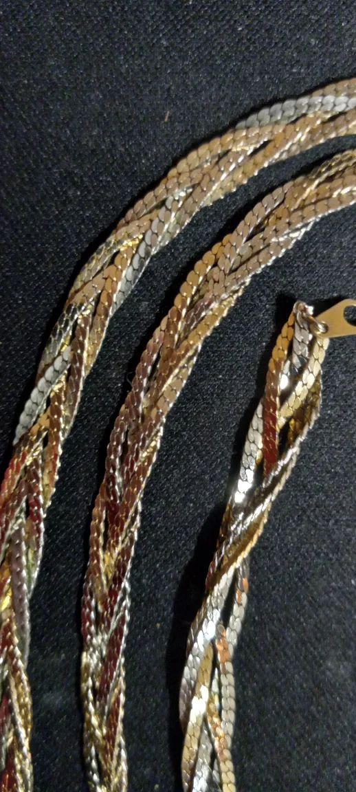 Gold and silver toned neck chain image indicator(3)