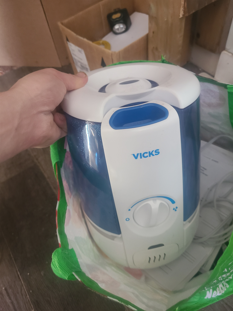 Vicks Humidifier