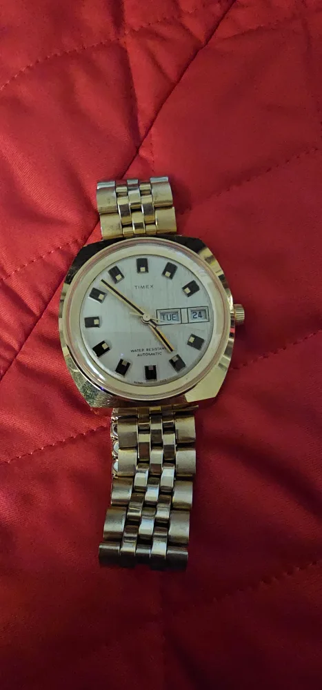 Vintage Timex Automatic Watch men woman image indicator(4)