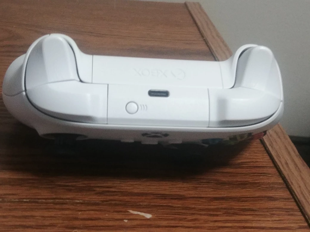 (Like new) White Series Xbox controller - photo 3