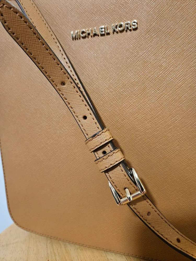 NEw Michael Kors Tan Leather Crossbody Bag image indicator(3)