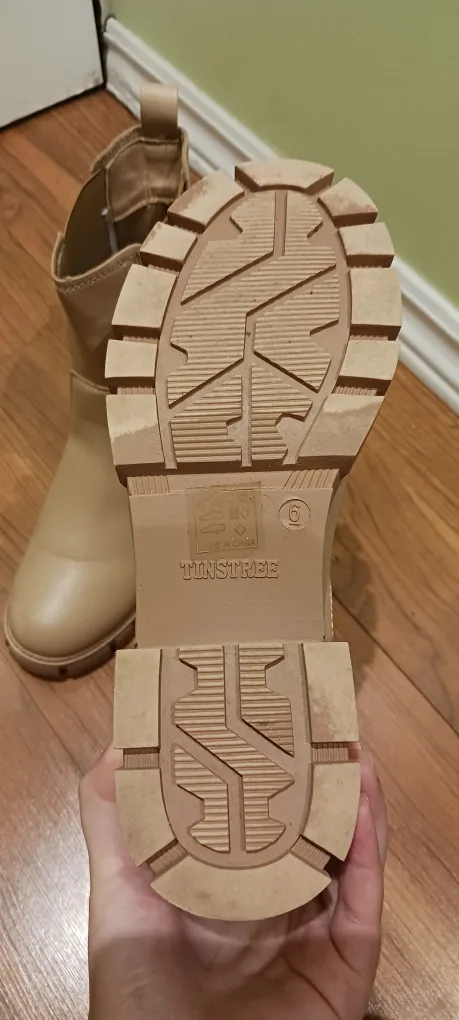 Tan Block Heel Chelsea Boots - Size 6 image indicator(2)