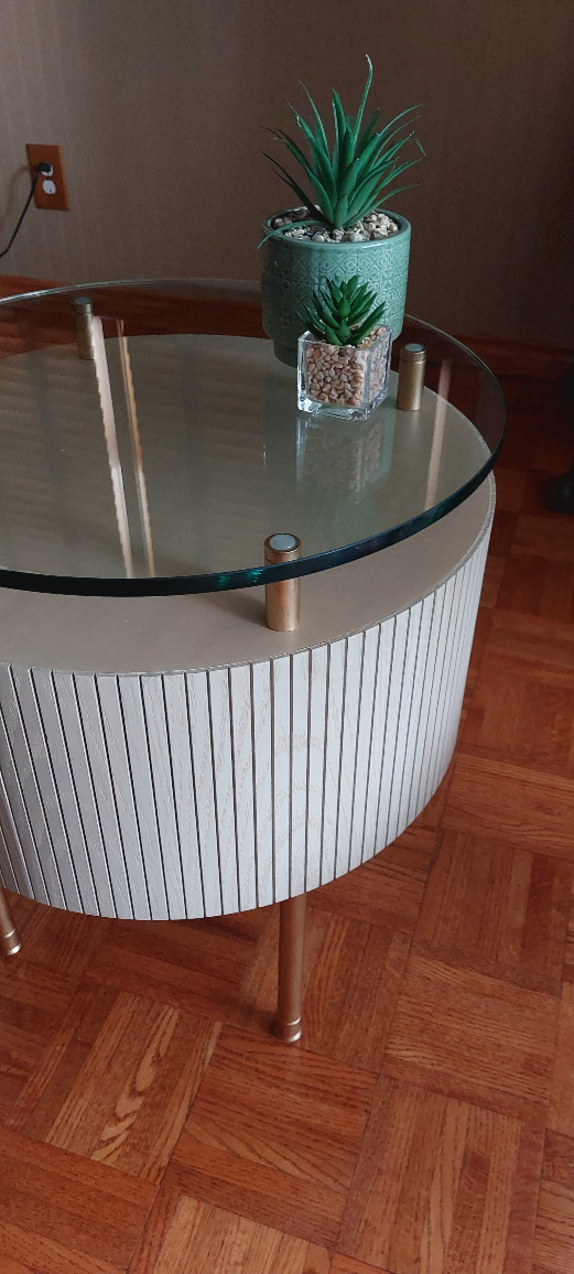 Round Side Table