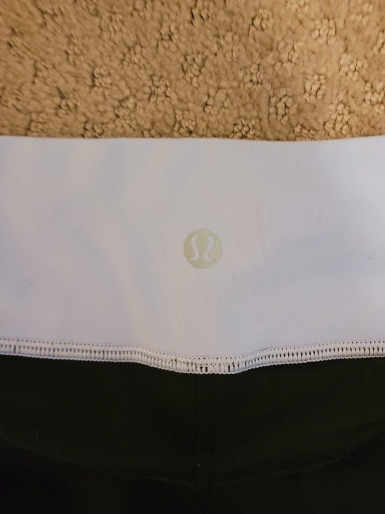 Lululemon Athletica size 6 cropped leggings - photo 3